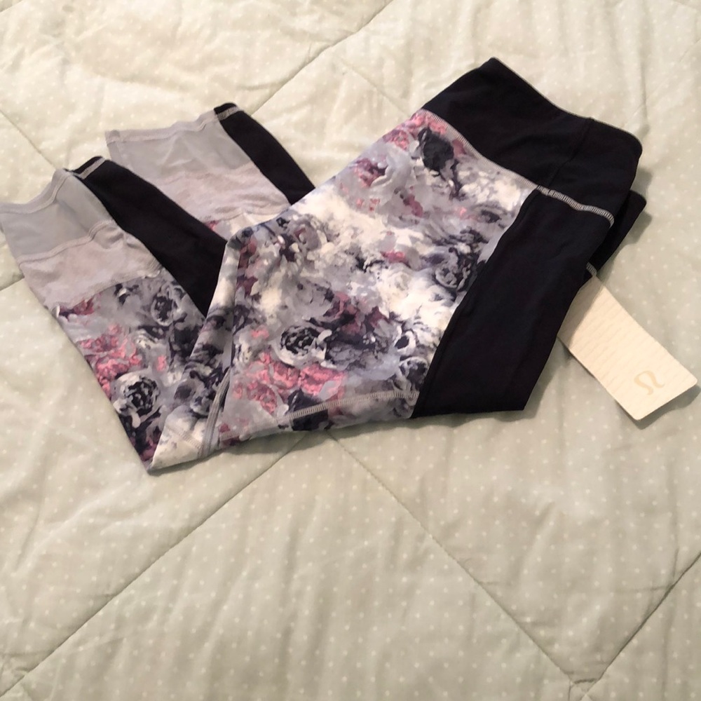 NWT Lululemon 12 women’s “If you’re lucky crop” floral/grey/black/pink leggings